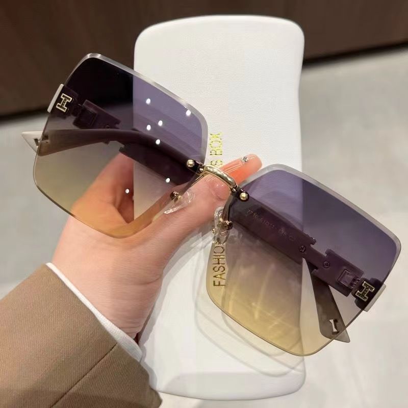 Oversized Square Fashion Sunglasses Stornfield