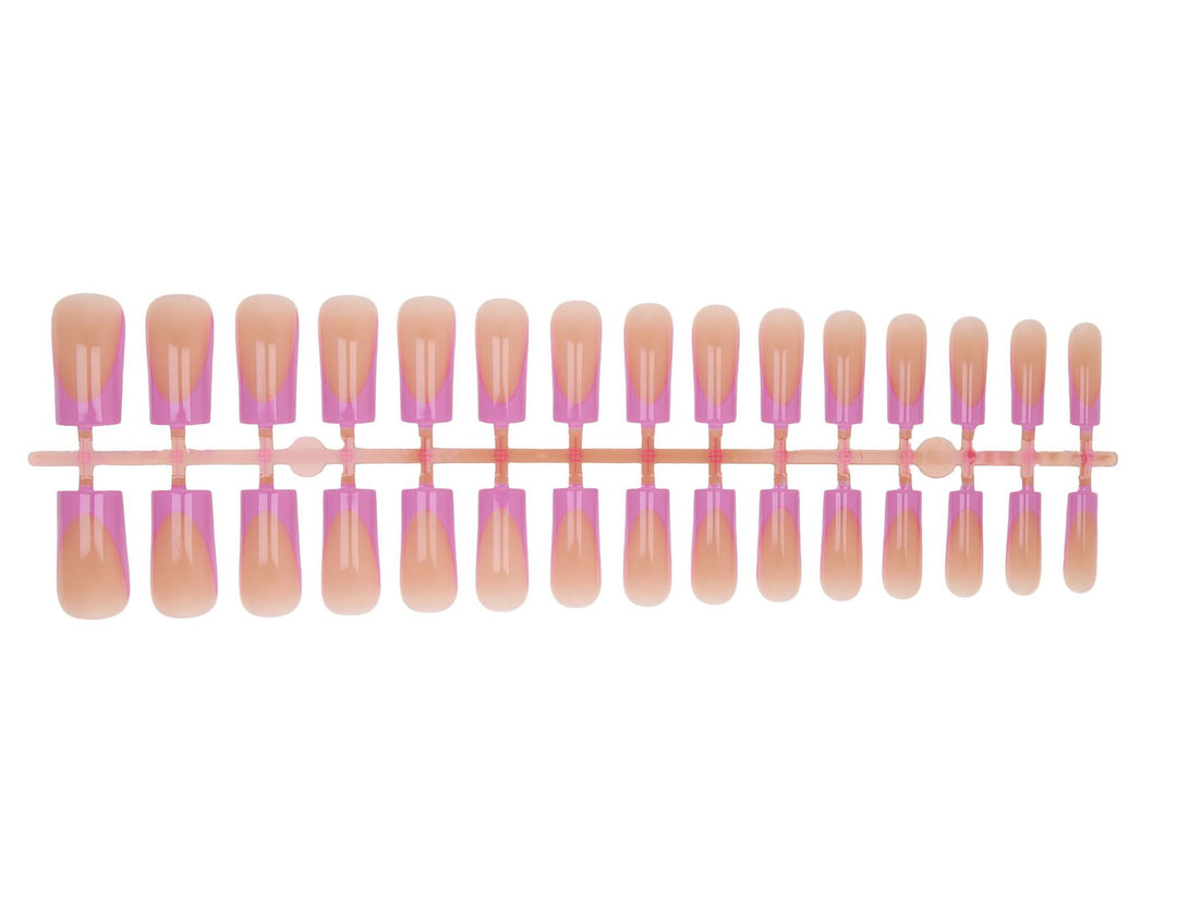 Artificial nails in natural look Stornfield