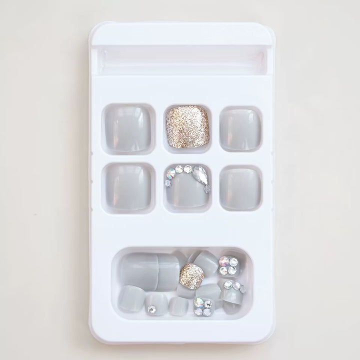 Premium Glittering Toe Nail Art Stornfield