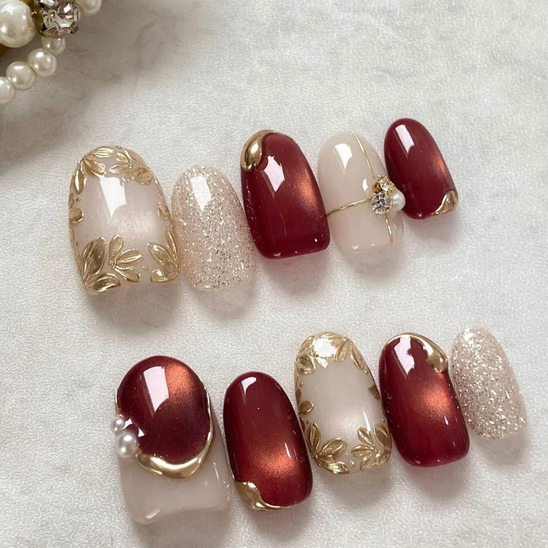 Luxurious Floral Design Press-On Nail Set