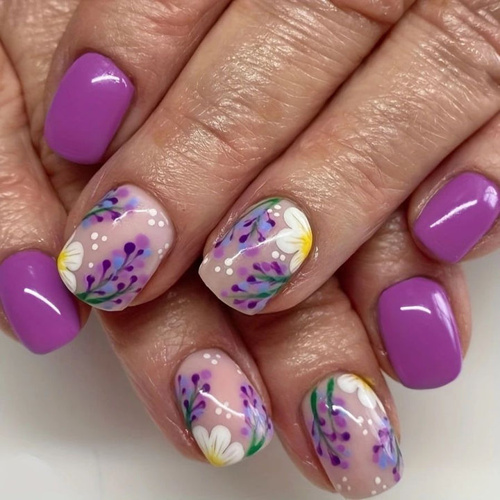 Floral-Themed Nail Art Set Stornfield
