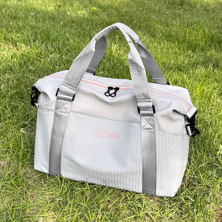 Ladies sporty and practical weekender bag Stornfield