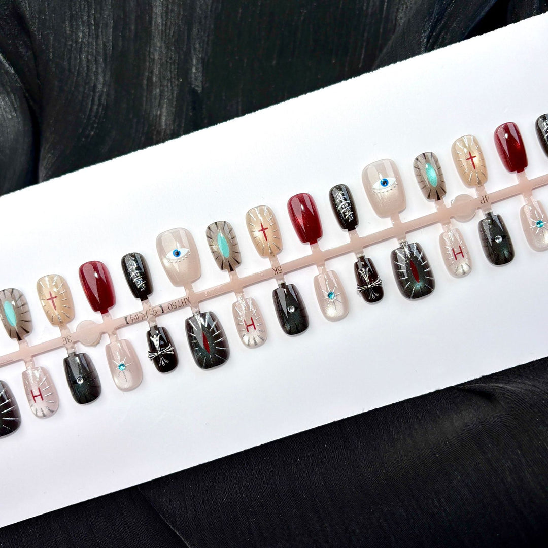 Elegant Polka Dot and Lace Press-On Nail Set