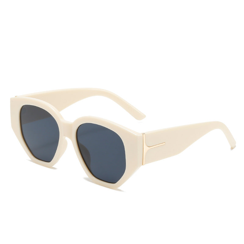 Fashionable Cat-Eye Sunglasses with Unique Geometric Frame Stornfield
