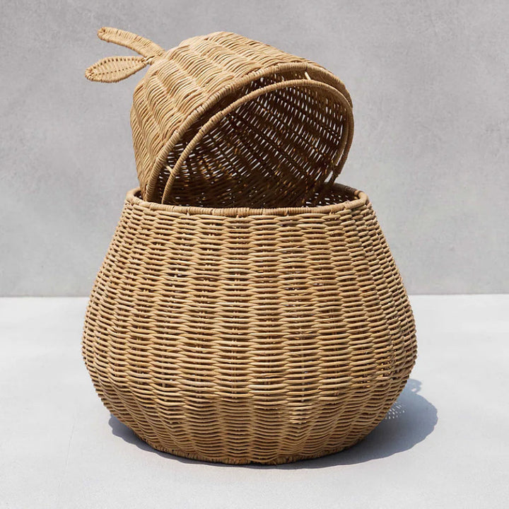 Playful decorative basket in pear shape Stornfield