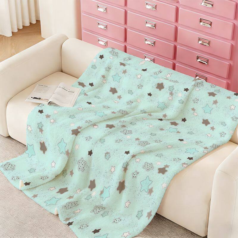 Star Patterned Soft Plush Blanket