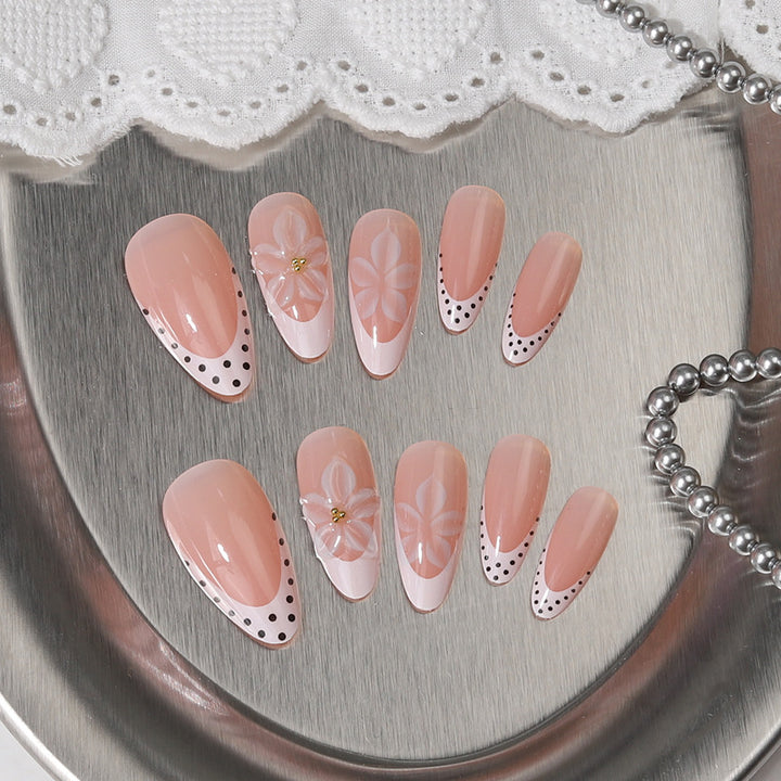 Elegant Floral Art Press-On Nail Set Stornfield