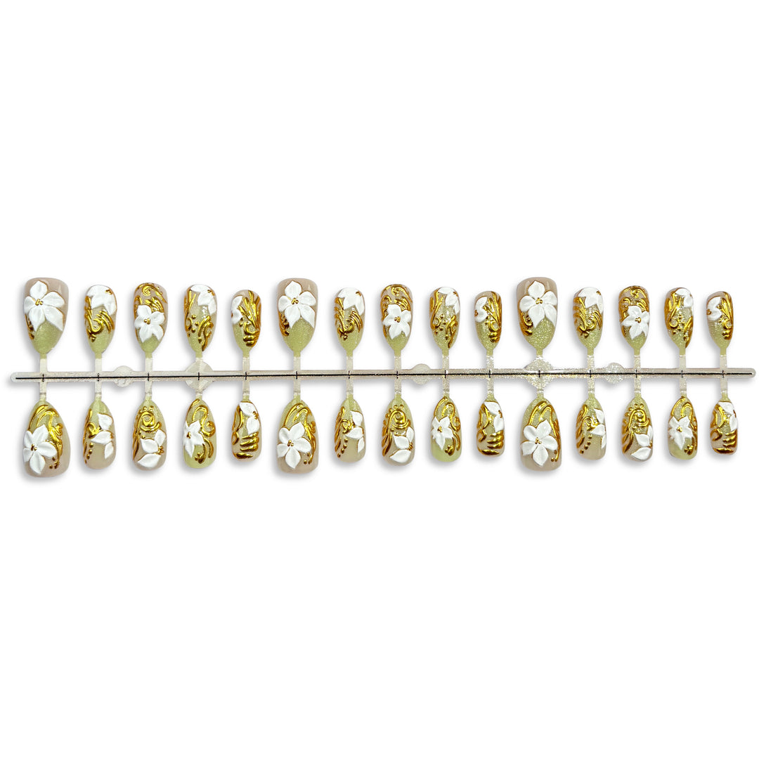 Elegant Floral-Design Press-On Nails