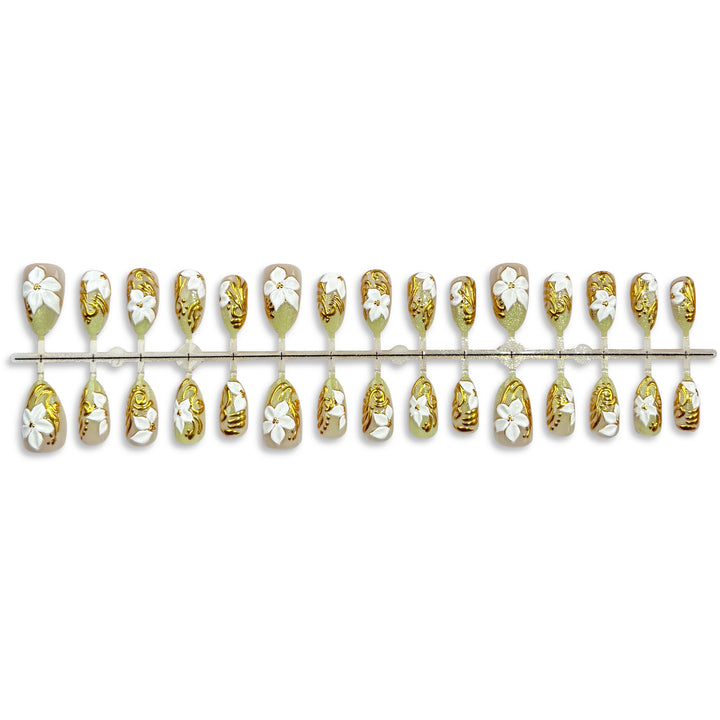Elegant Floral-Design Press-On Nails