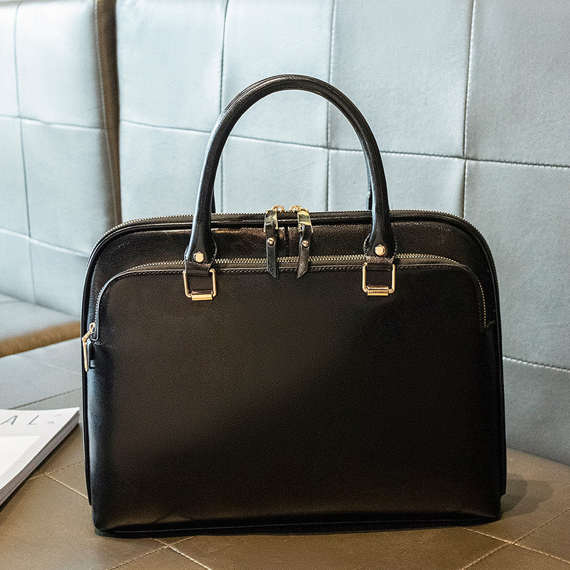 Elegant Business Bag with Structured Design Stornfield