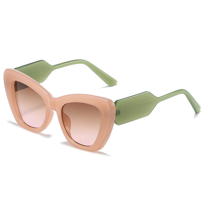 Fashion-Forward Geometric Frame Sunglasses Stornfield