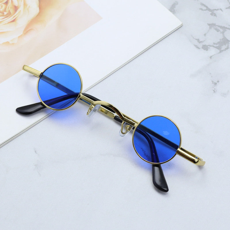 Retro-Inspired Round Metal Frame Sunglasses Stornfield