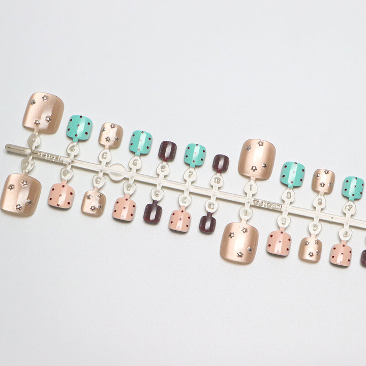 Stylish Press-On Nail Art Set