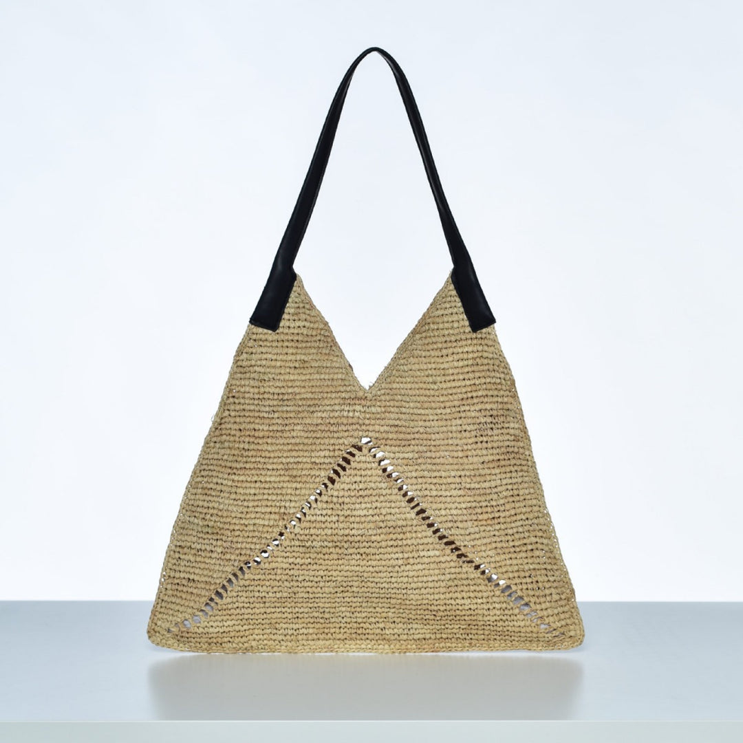 Knitted Shoulder Bag with Elegant Cut Stornfield