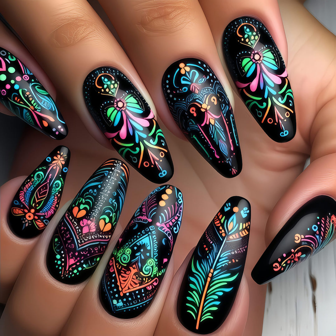 Nail set with elegant glitter design Stornfield