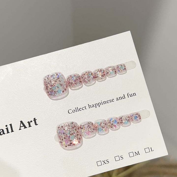 Glittery Press-On Nail Art Set with Sparkling Accents