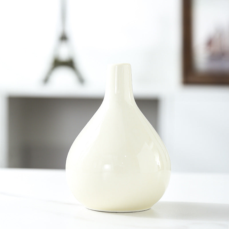 Modern Ceramic Teardrop Vase Stornfeild