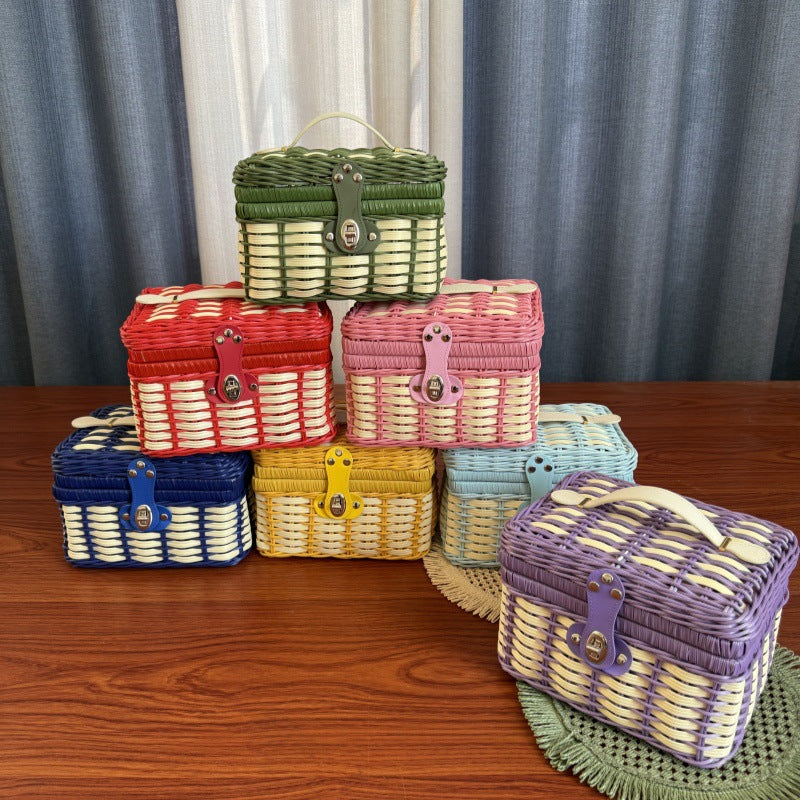 Vintage Picnic Storage Basket Stornfield