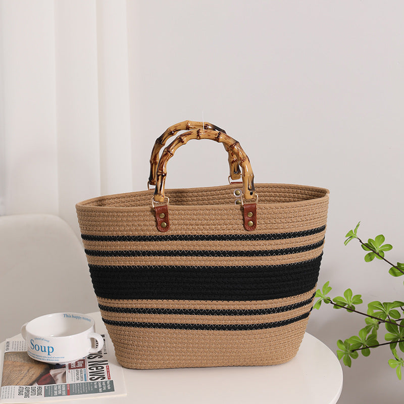 Fashionable straw bag with bamboo handles Stornfield