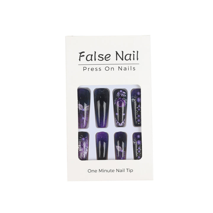 Elegant and creative art nails Stornfield
