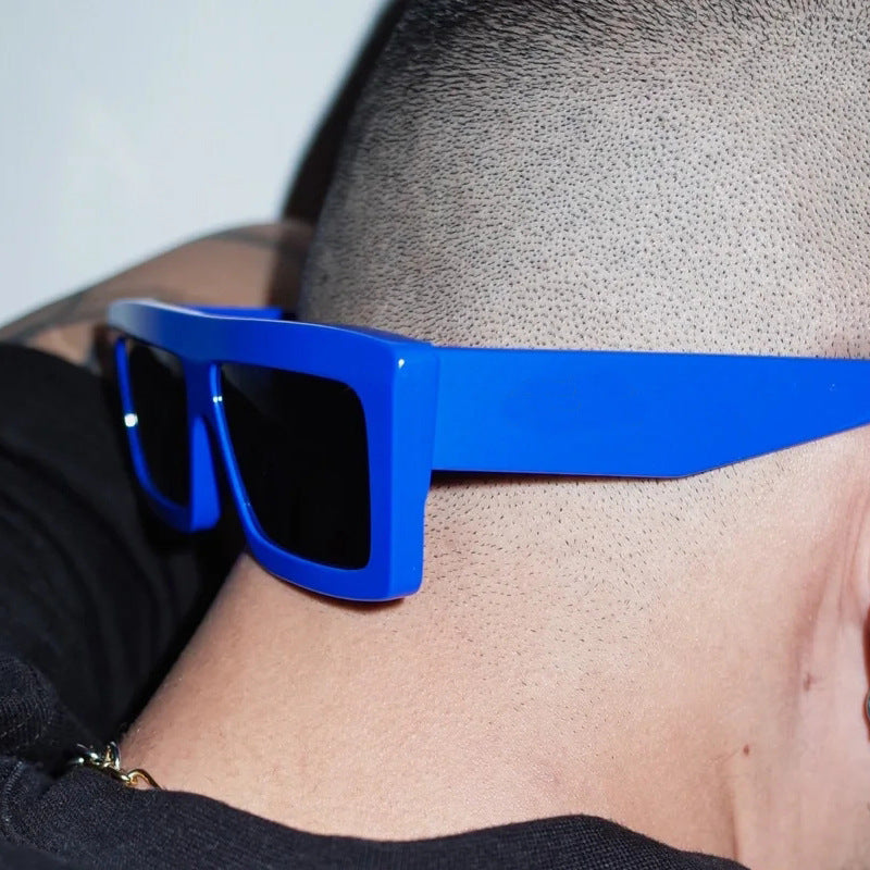 Women Oversized Sunglasses with Modern and Angular Design Stornfield