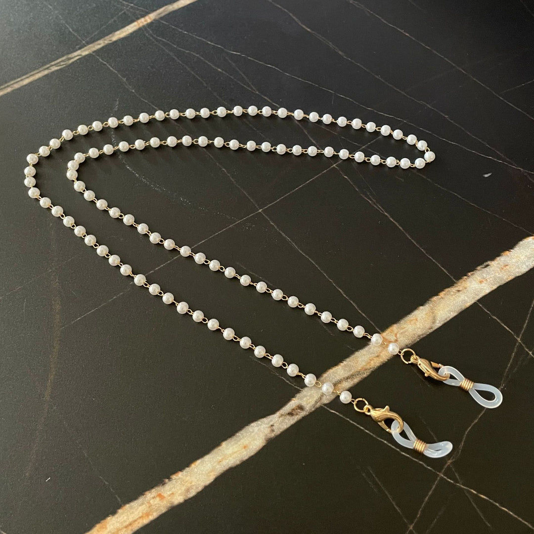 Elegant Pearl Necklace Stornfield