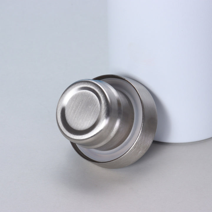 Women's sustainable stainless steel drinking bottle with optimal insulation Stornfield