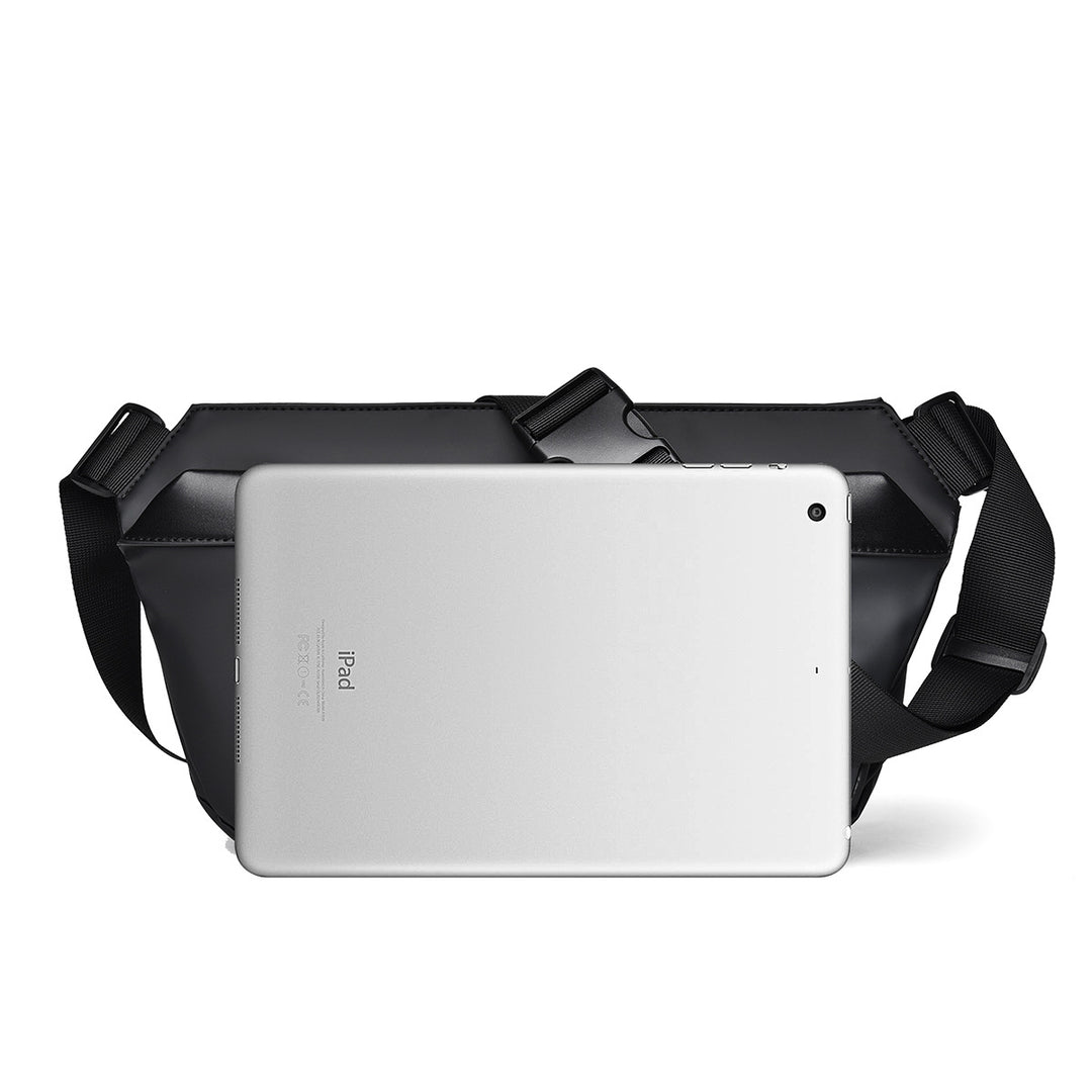 Practical shoulder bag made of waterproof material with an adjustable carrying strap Stornfield