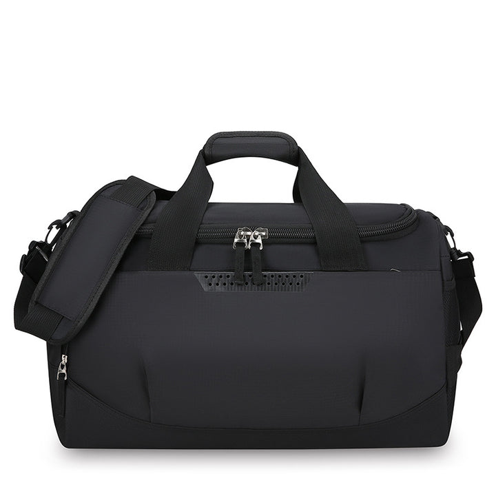Sporty travel bag with ergonomic carrying system and innovative compartments Stornfield
