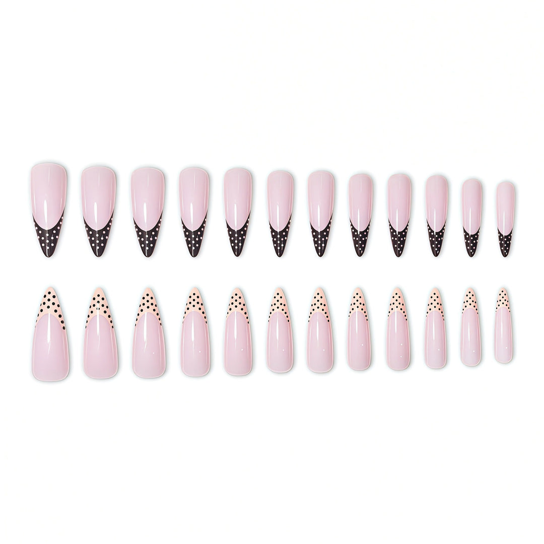 Elegant Fashionable Nail Art Stornfield