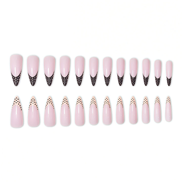 Elegant Fashionable Nail Art Stornfield