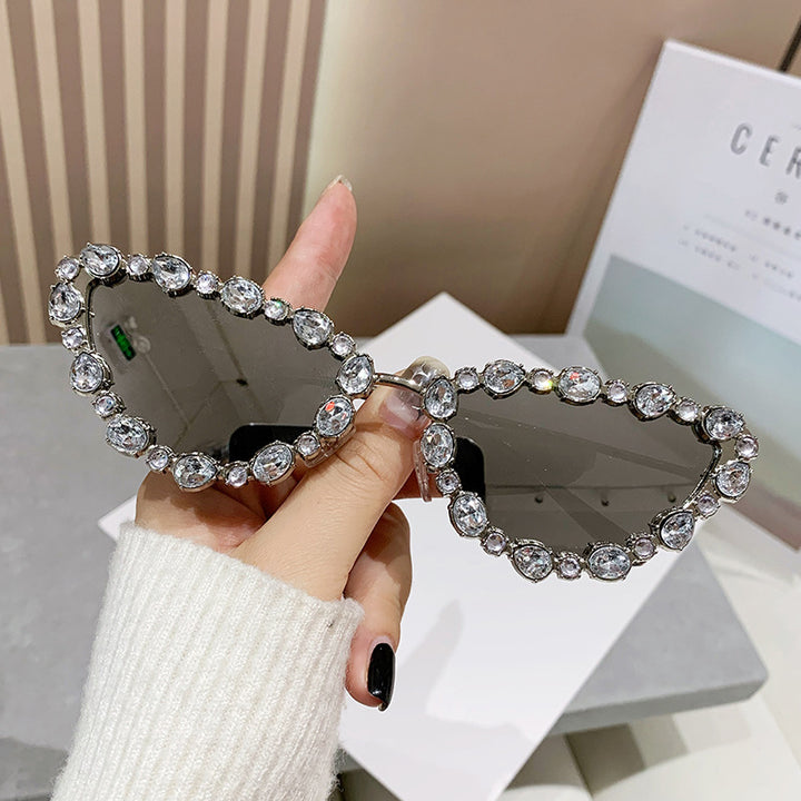 Ladies elegant Cat-Eye sunglasses with glamorous stone setting Stornfield
