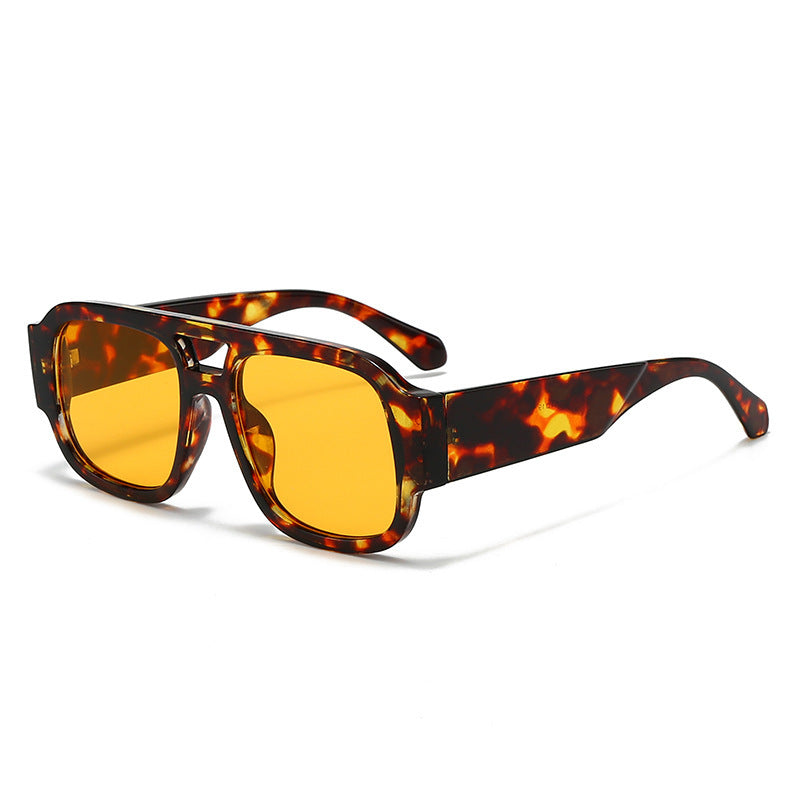 Unisex Bold Frame Retro Sunglasses Stornfield