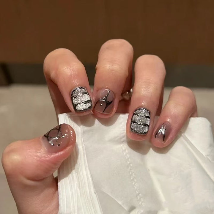 Elegant Abstract Press-On Nail Art Set Stornfield