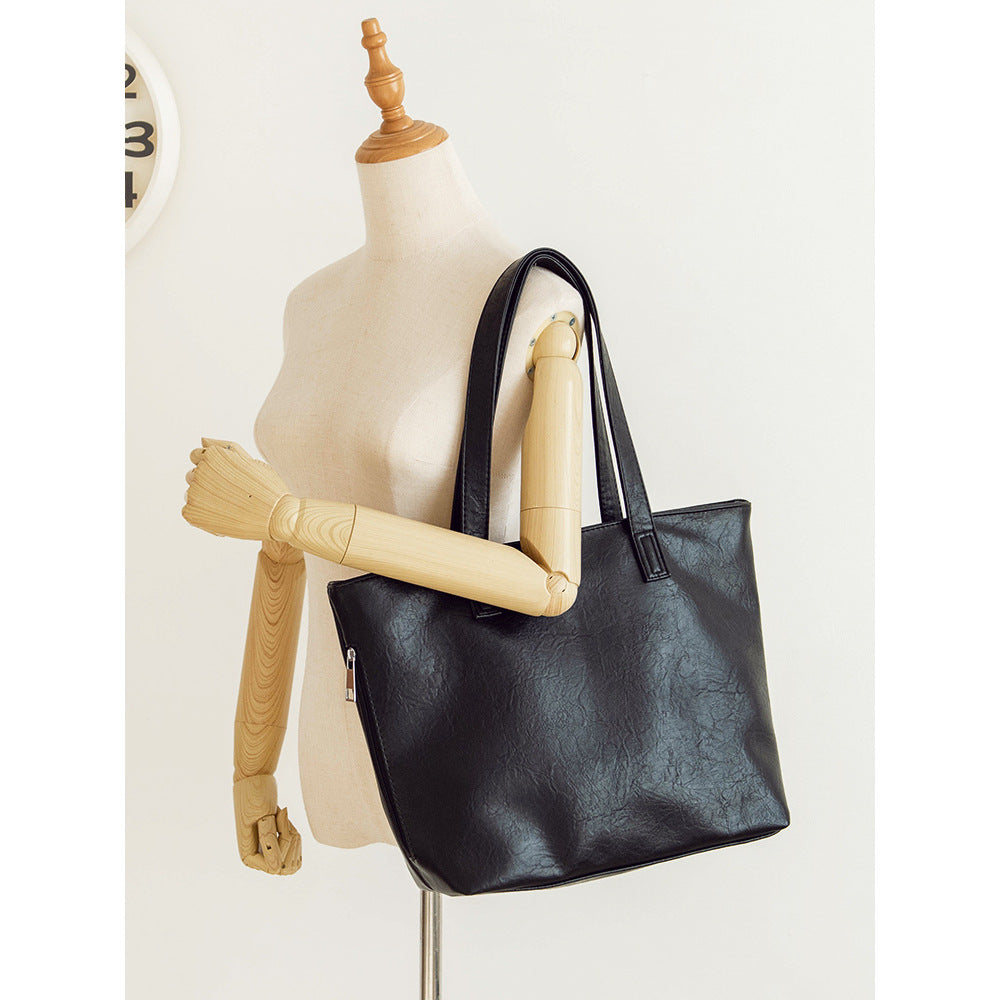 Luxurious Leather Tote Bag Stornfield