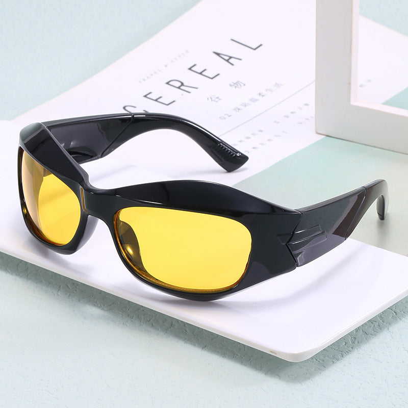Women Retro Sunglasses in trendy Shield design Stornfield