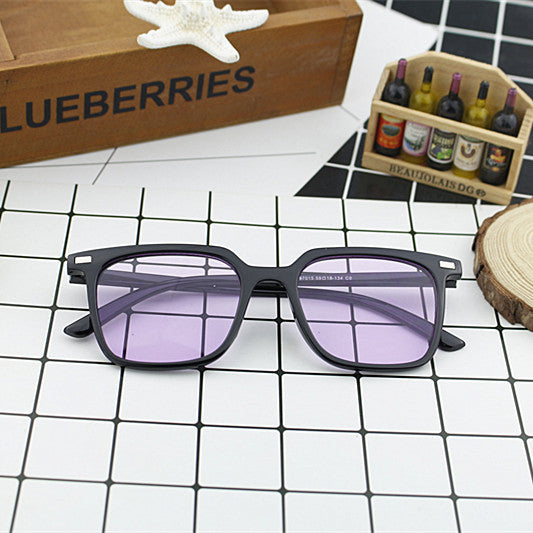 Women's modern square sunglasses with minimalist frame structure Stornfield