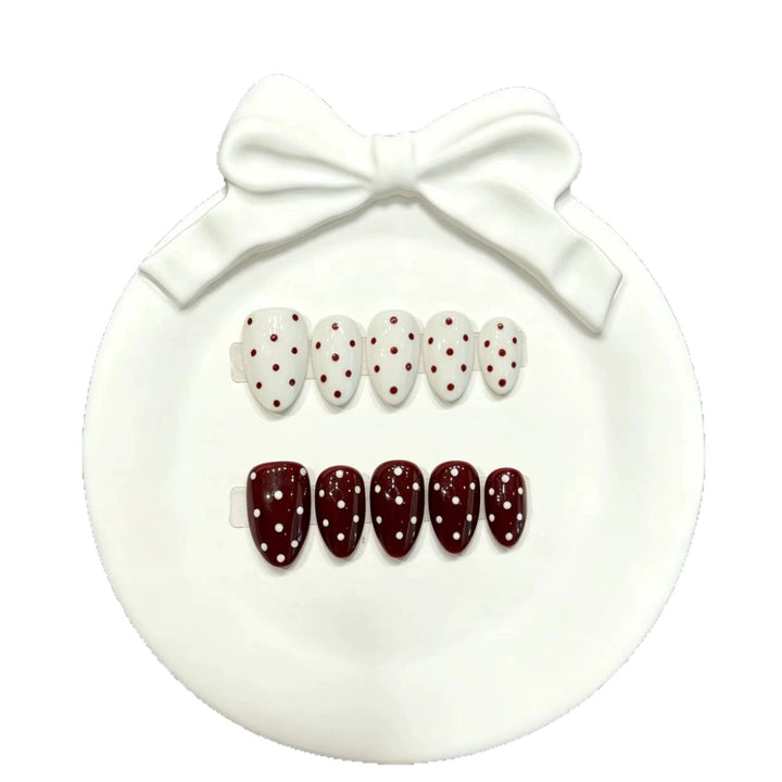 Decorative Polka Dot Press-On Nail Set