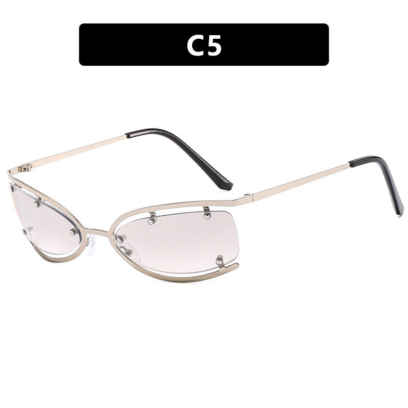 Women's fashionable sunglasses with elegant frame structure and trendy lenses Stornfield