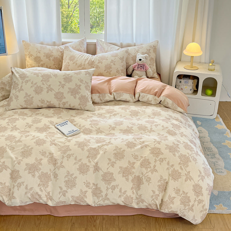 Floral Pattern Comforter Set