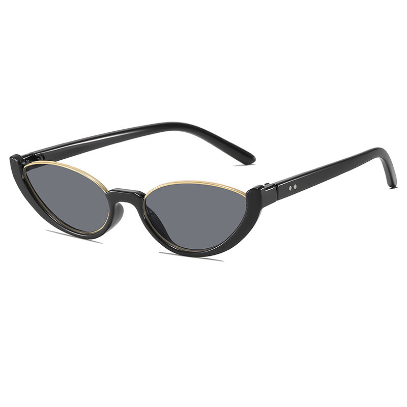 Retro-Inspired Clear Frame Cat Eye Sunglasses Stornfield