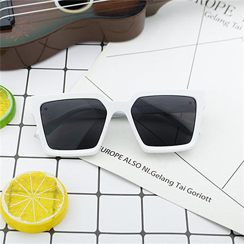 Women's oversized sunglasses in trendy corner design Stornfield