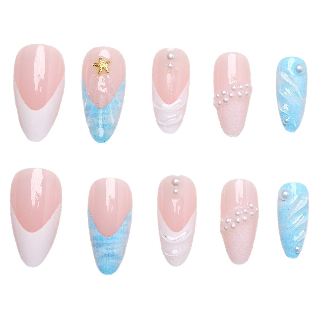 Creative artificial nails with maritime motifs Stornfield