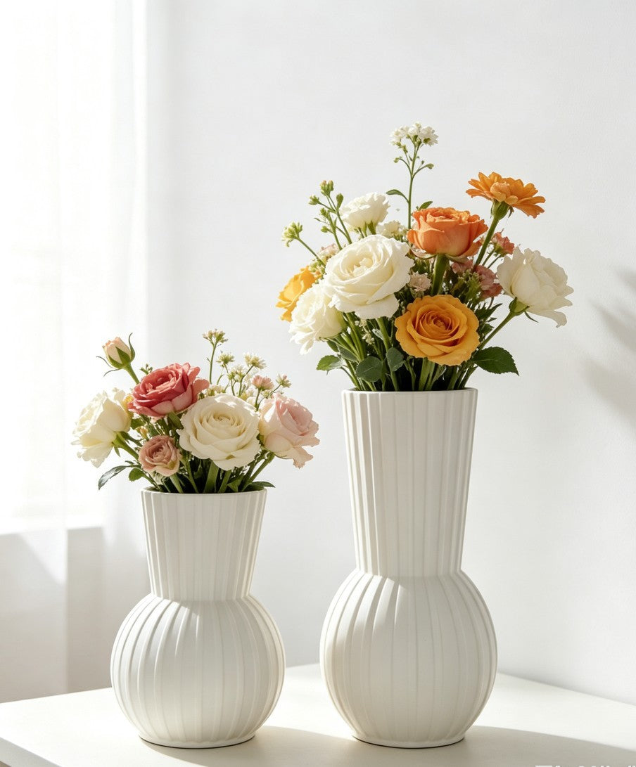 Elegant Floral Arrangement Vase Stornfeild