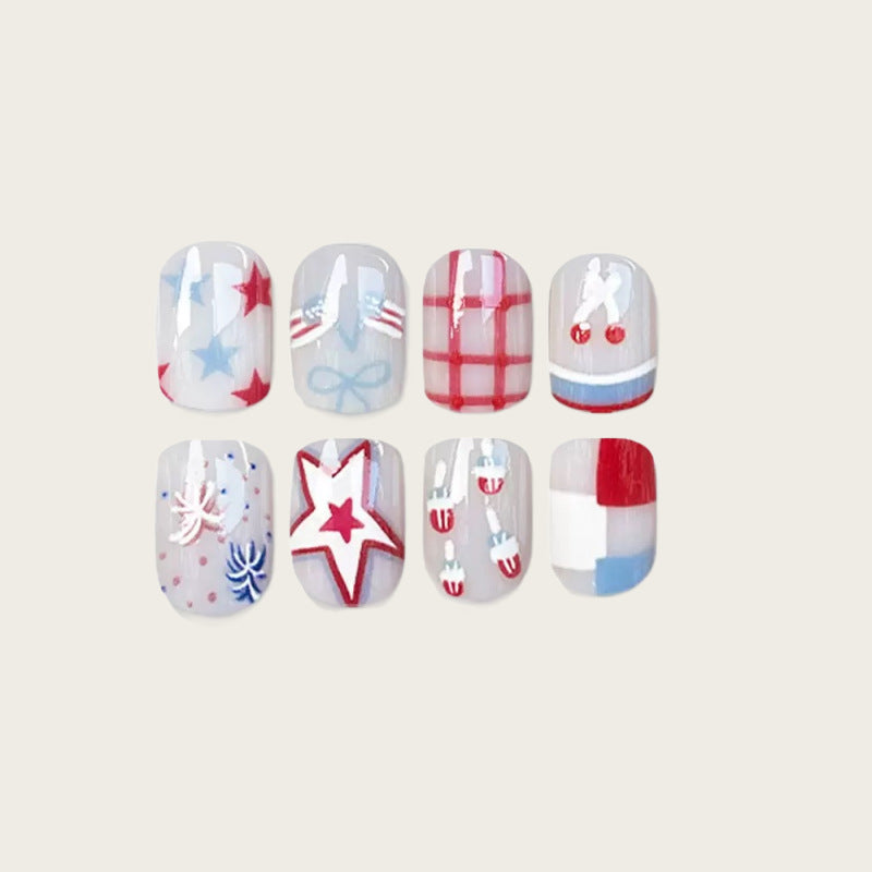 Creative nail art with summer motifs Stornfield