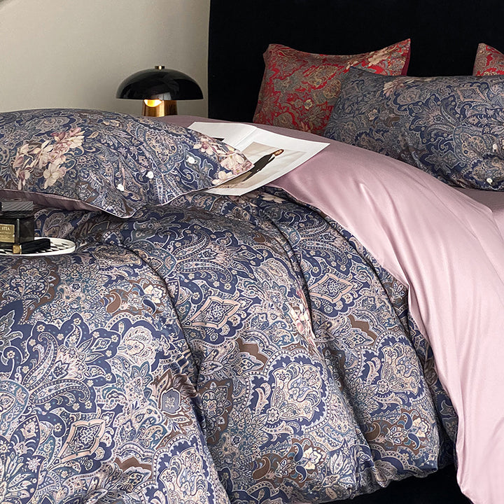 Panda Print Cotton Sateen Duvet Cover Set with Reversible Solid Backing and Button Closure