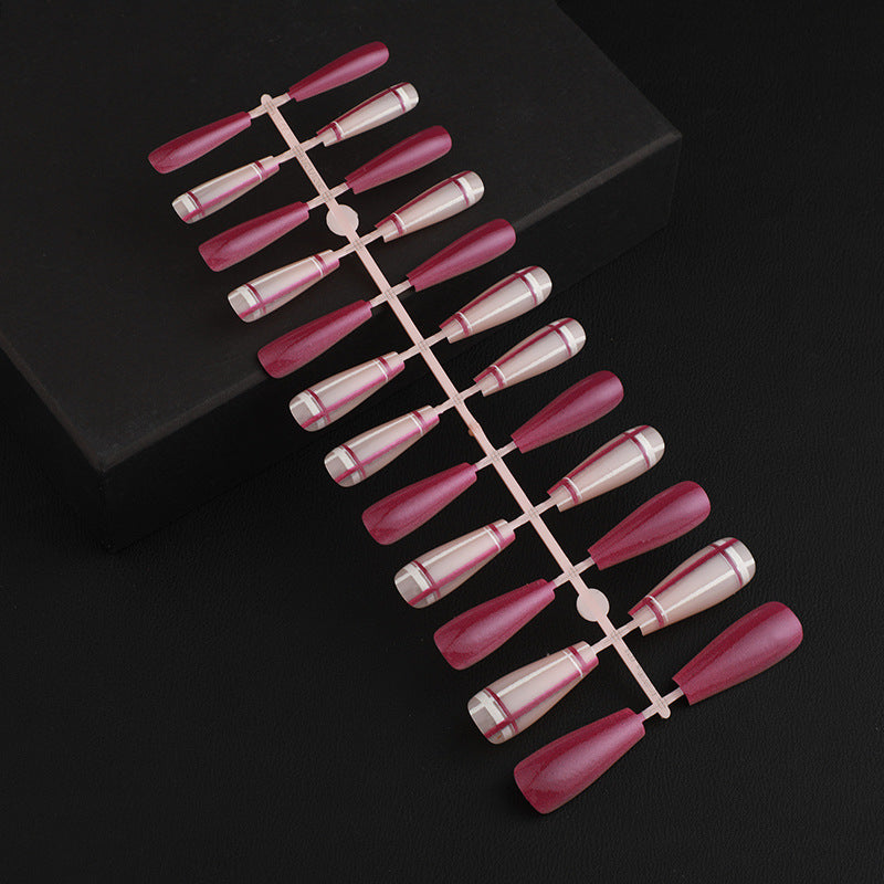 Stylish rose pattern artificial nails Stornfield