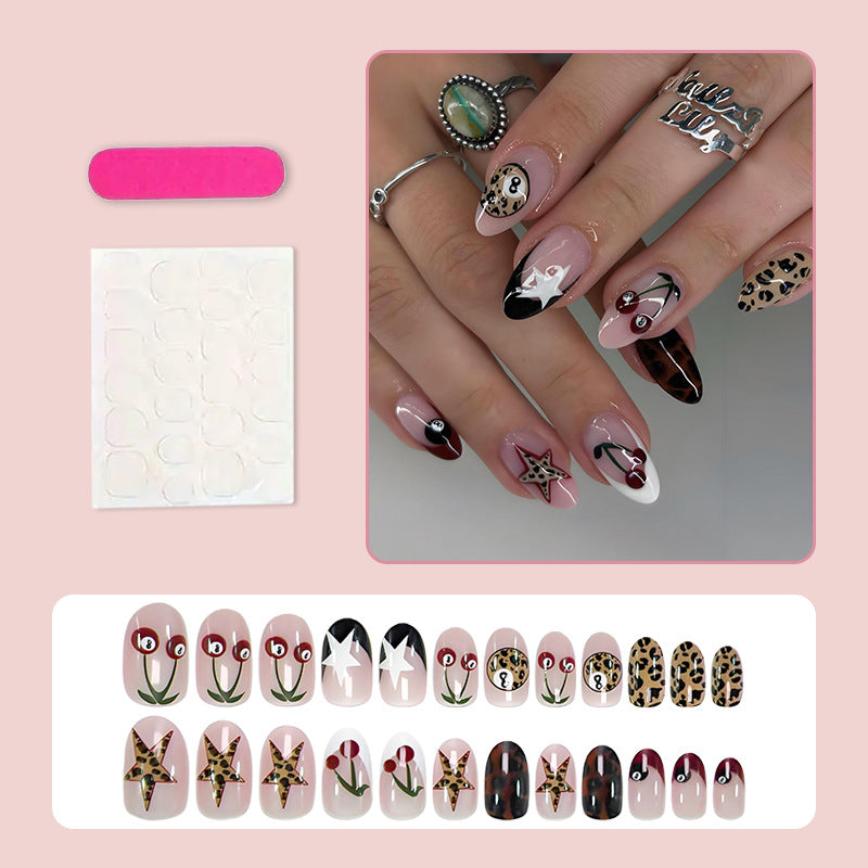 Artificial nail set with trendy animal and maritime designs Stornfield