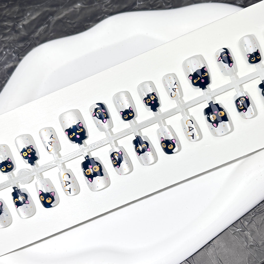 Cat-Themed Press-On Nail Set