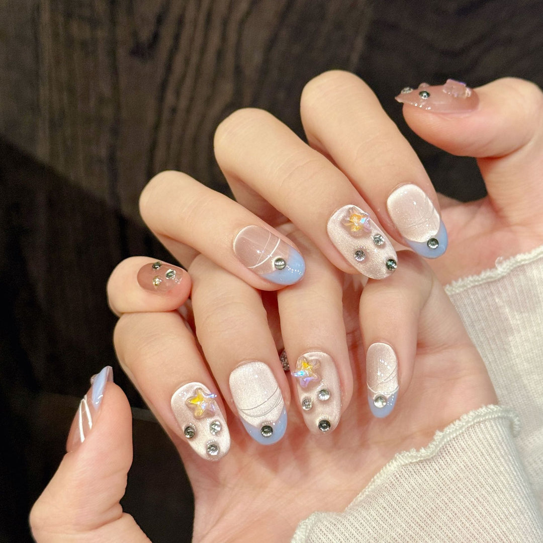 Decorative Press-On Nail Art Set with Star Design and Rhinestone Accents